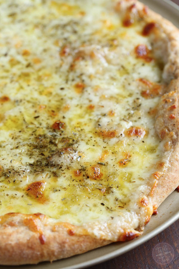 Roamin Cheese crust pizza