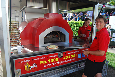 Roam'in Pizza Mobile Catering 4